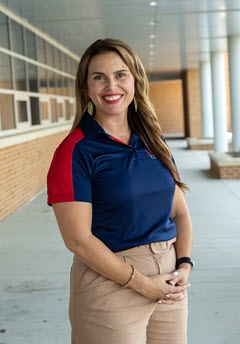 Image of Mary Beth Starkey, smiling